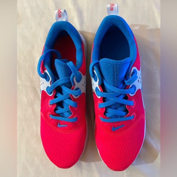 Nike Legend react size 6 Y - Picture 2 of 7